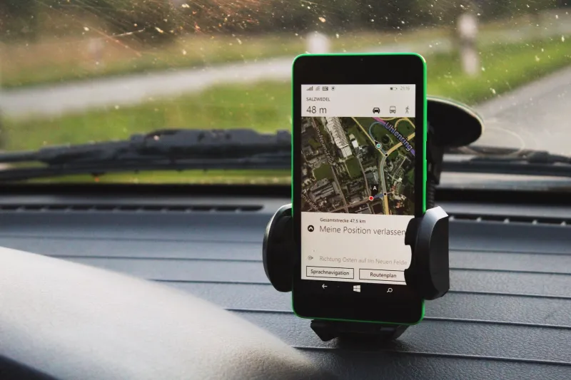 The Confident Math Behind Your GPS That's Almost Always a Little Bit Wrong